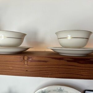 Elegant Cream and Gold Tea Cup Set